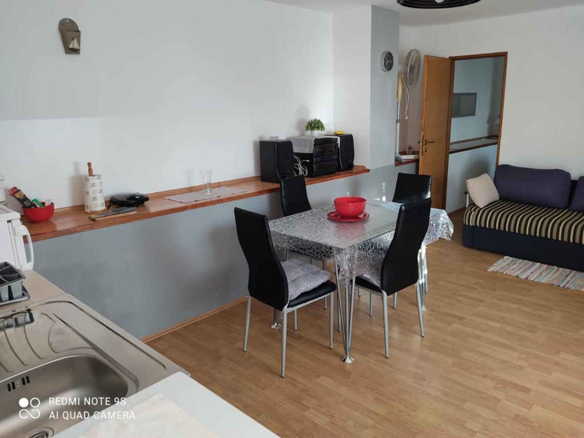 Apartmani Iva Sveti Juraj Exterior photo